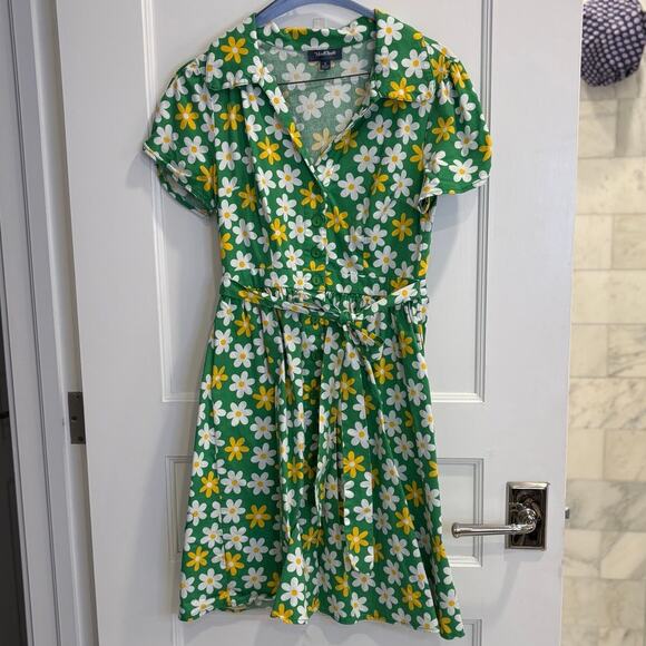 Modcloth Size Small Summer School Cool Green White Yellow Daisy Dress Retro - Picture 2 of 6
